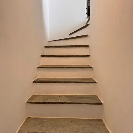 The Goat House Kardhianí